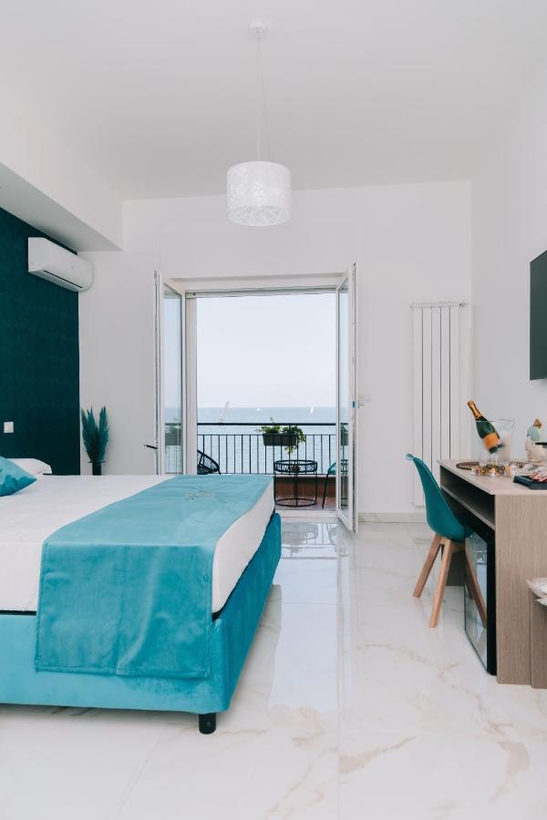 Frontemare Suite Castellammare di Stabia Exterior foto